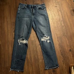 American Eagle size 10 mom jean